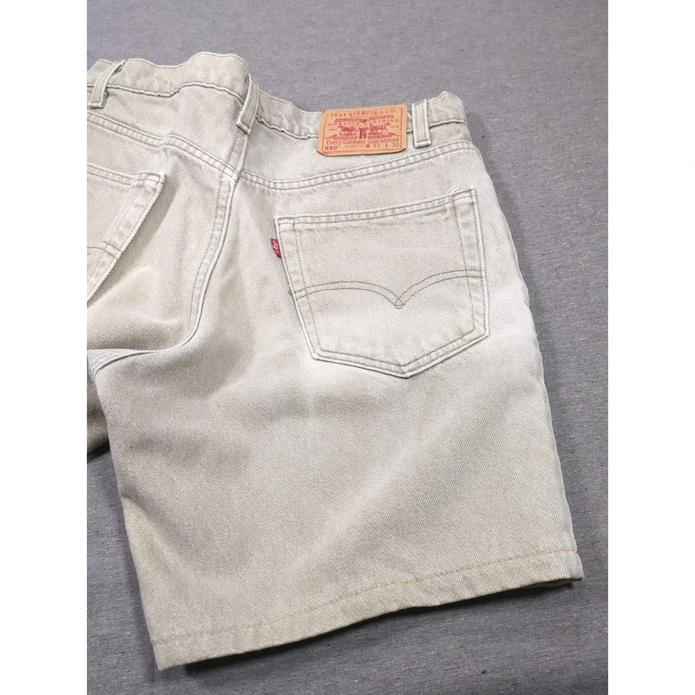 Vintage Levi's 550 Shorts Gray Faded & Stained Relaxed Men W33 L30 USA Red Tab e